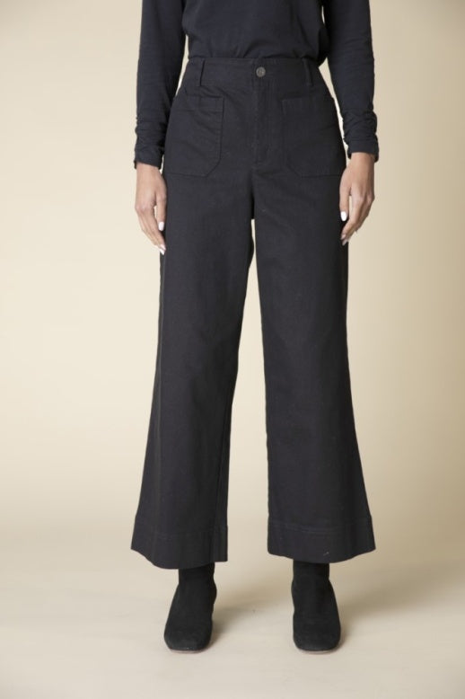 Stretch Denim Ankle Jean Black