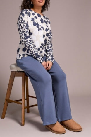 Long Sleeve Crew Knit Top – Navy & Cream
