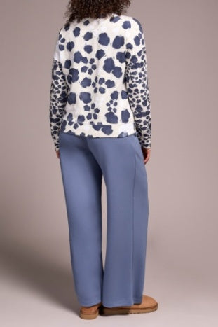 Long Sleeve Crew Knit Top – Navy & Cream