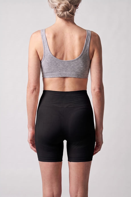 Slenderizing Short Black
