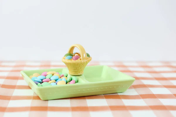 nora fleming mini a tisket, a tasket