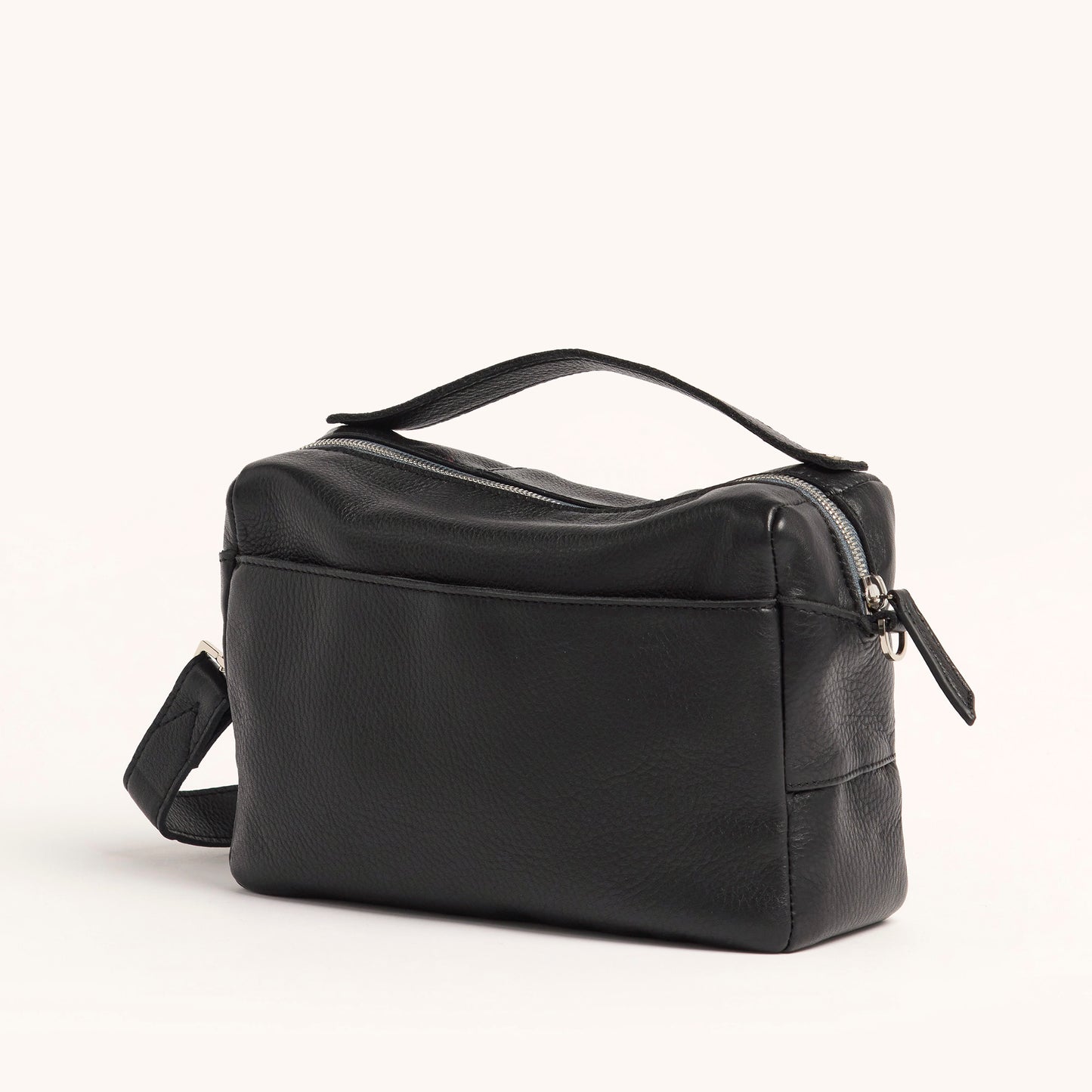 Evan Crossbody Med Black - Weave/Silver
