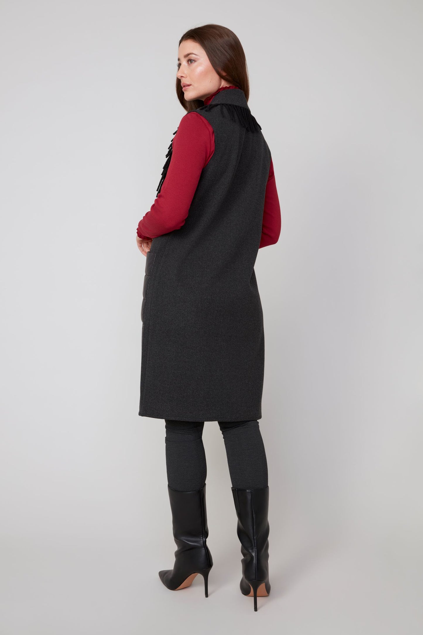 Knit Vest With Fringe Black