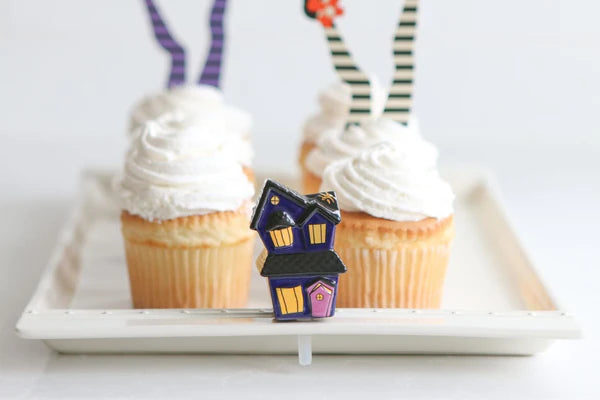 nora fleming mini spooky spaces