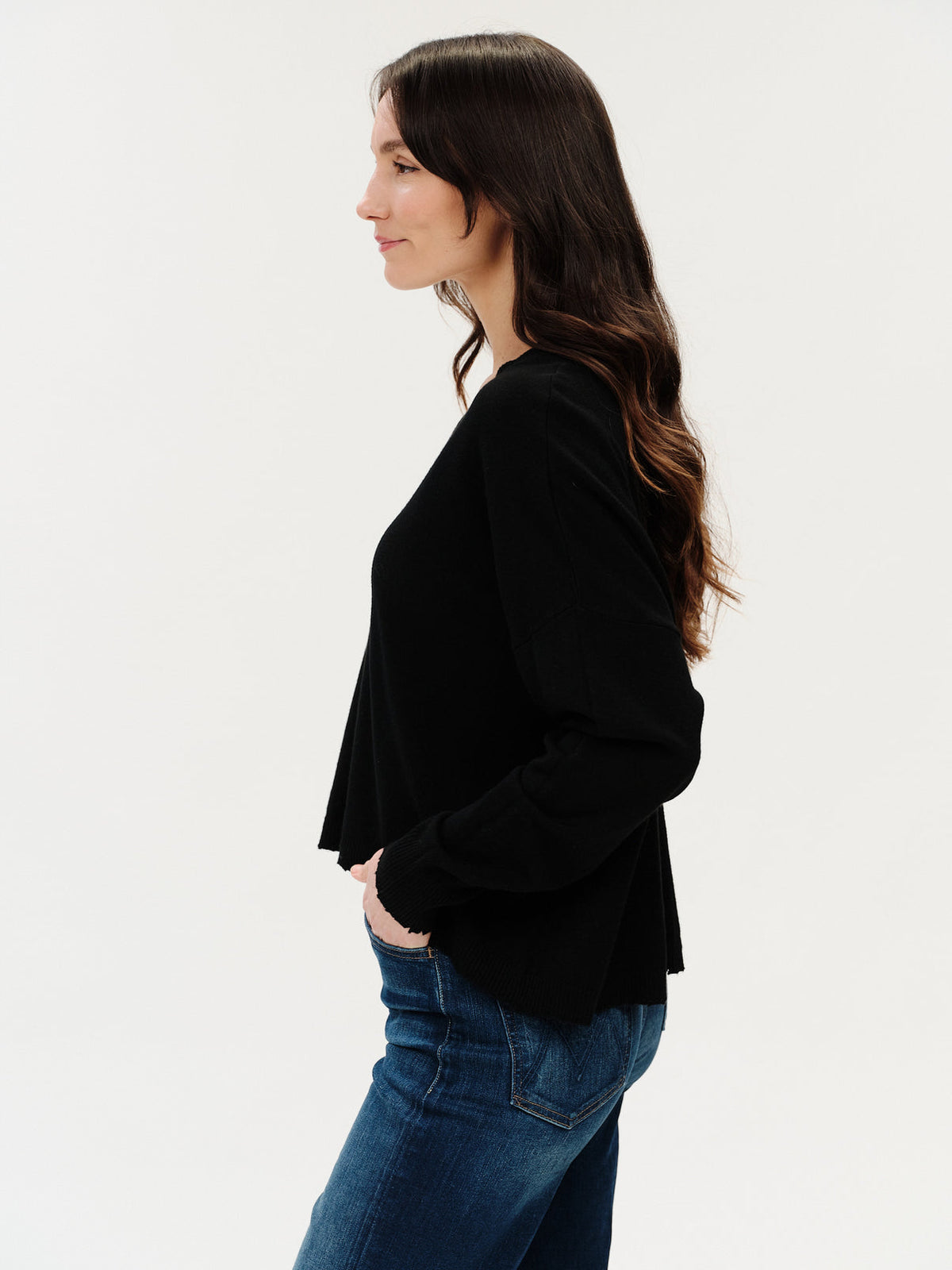 Six / Fifty Geneva | V-Neck Frayed Trim Sweater
