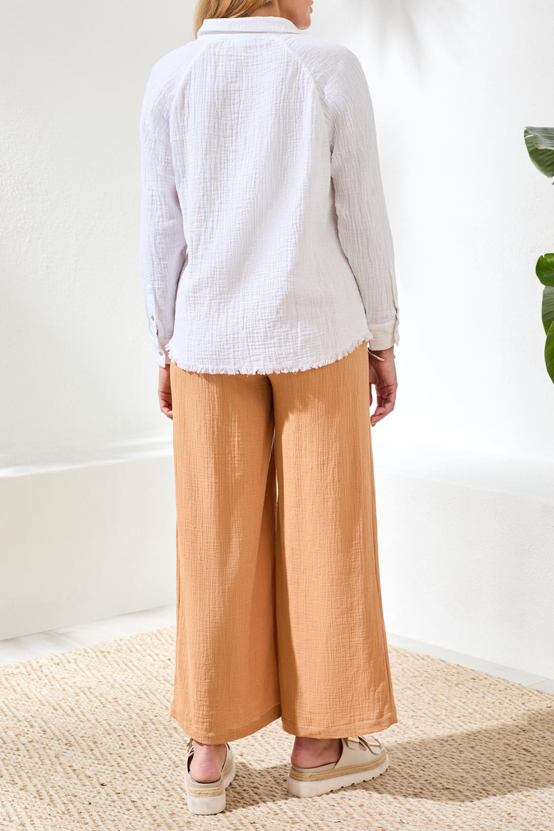 Crinkle Gauze Button-Front Collared Shirt