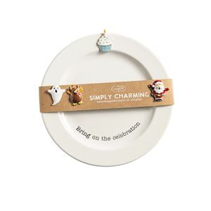 Simply Charming Holiday Plate Set
