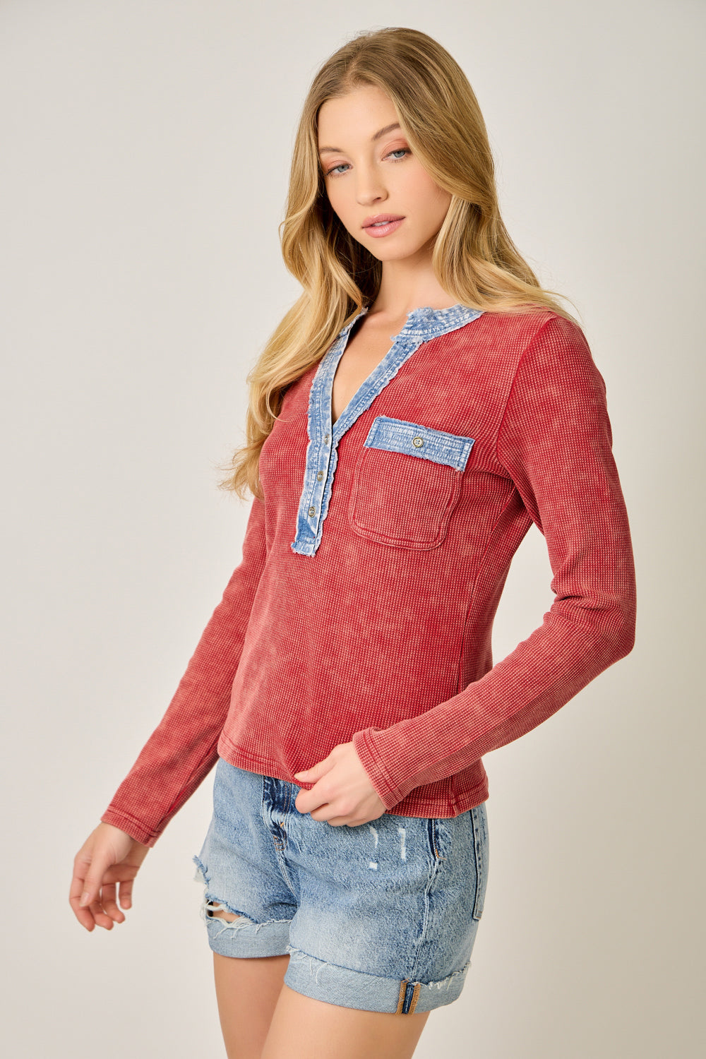 Denim Mixed Henley Washed Red
