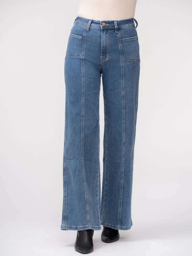 Seam Statement Wide-Leg Jeans