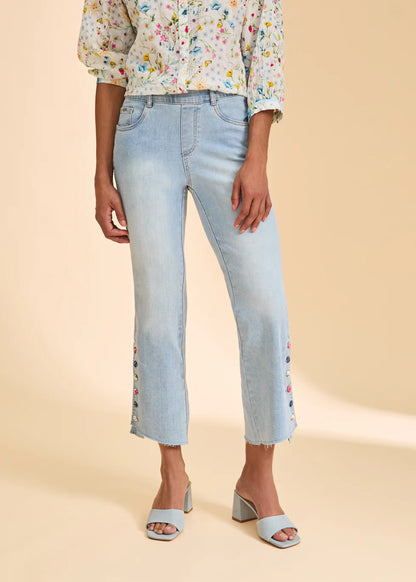 Button Detail Bootcut Crop Jeans
