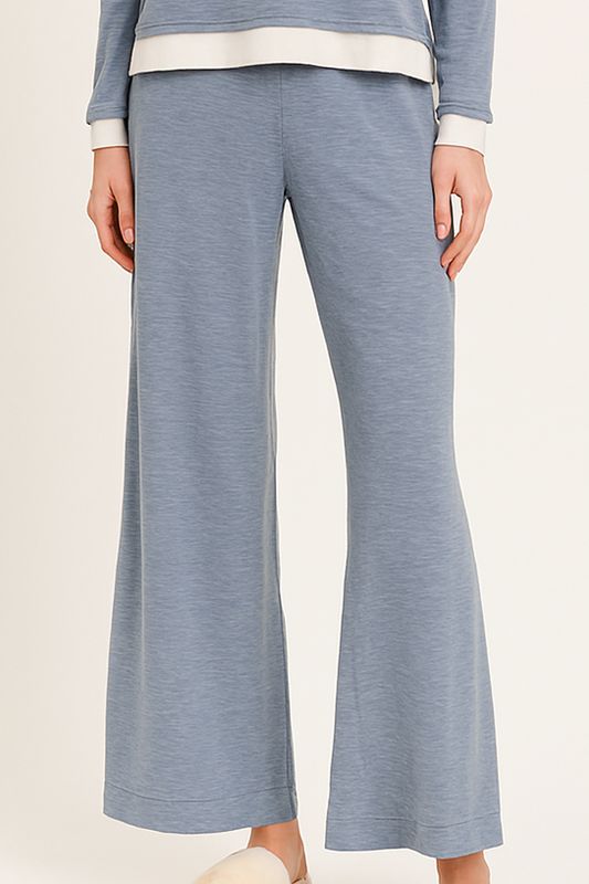 Pull on Blue Pants With Pockets