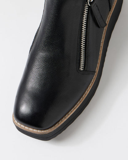 Dosta Black