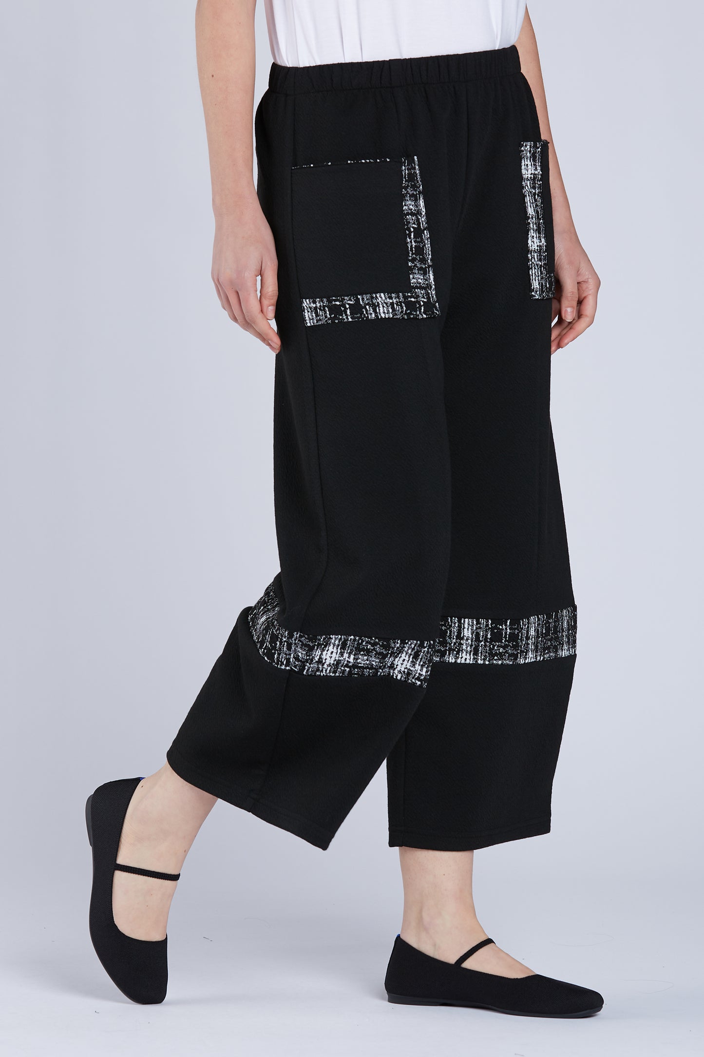 Black/Plaid Contrast Pants