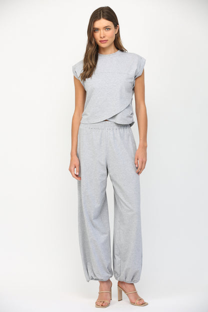 OVERLAP HEMLINE DETAIL CUFFED CAP SLV JERSEY TOP