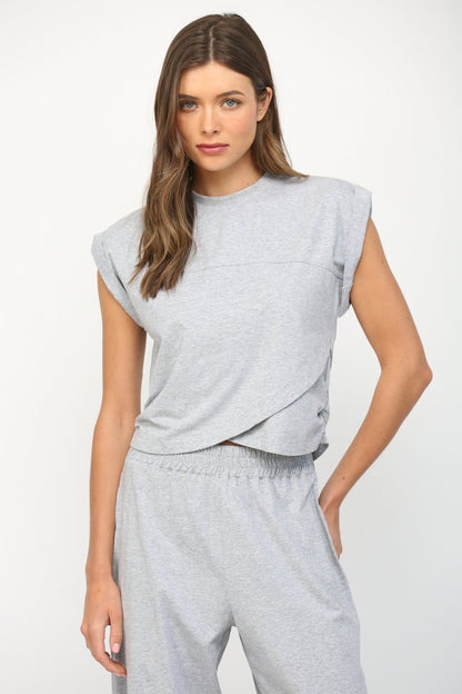 OVERLAP HEMLINE DETAIL CUFFED CAP SLV JERSEY TOP
