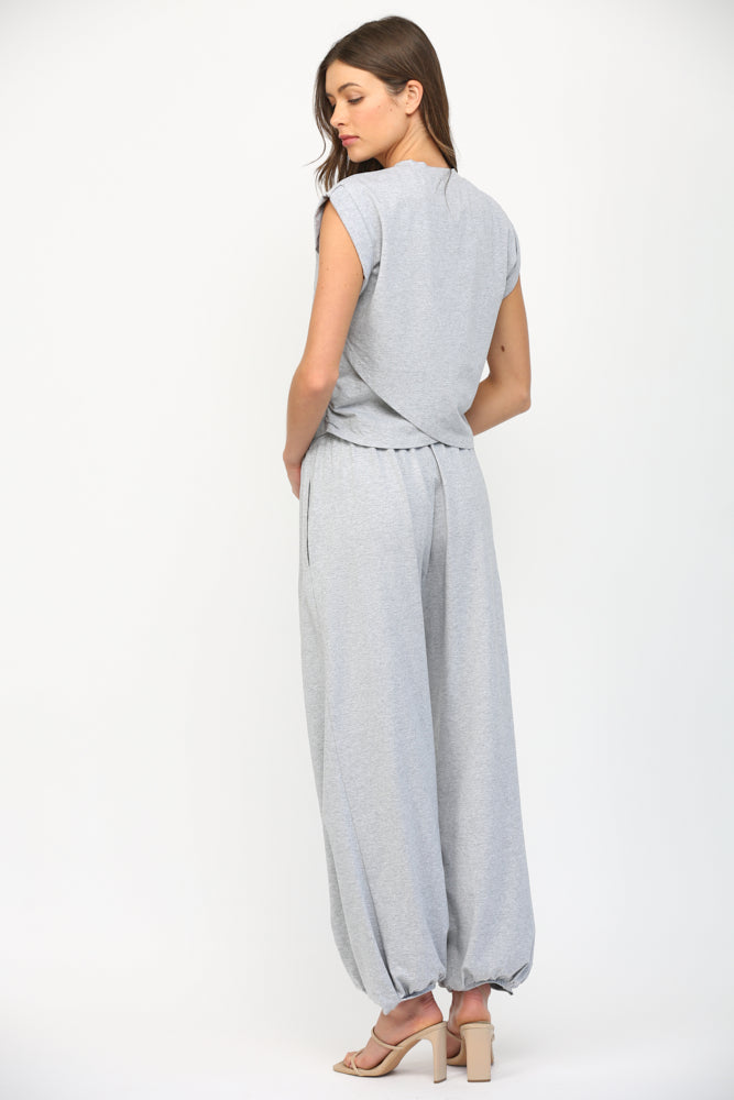 OVERLAP HEMLINE DETAIL CUFFED CAP SLV JERSEY TOP