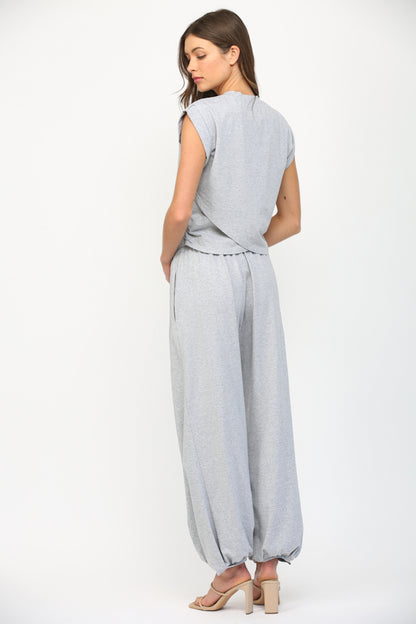 OVERLAP HEMLINE DETAIL CUFFED CAP SLV JERSEY TOP