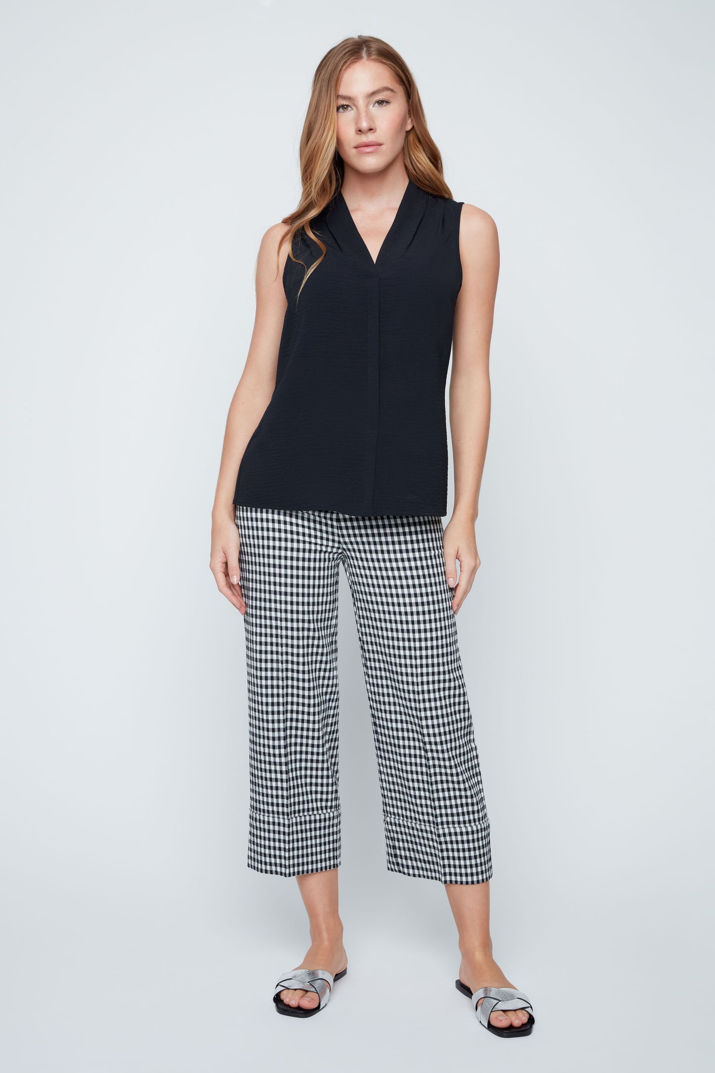 Sleeveless V-Neck Essential Top- Black