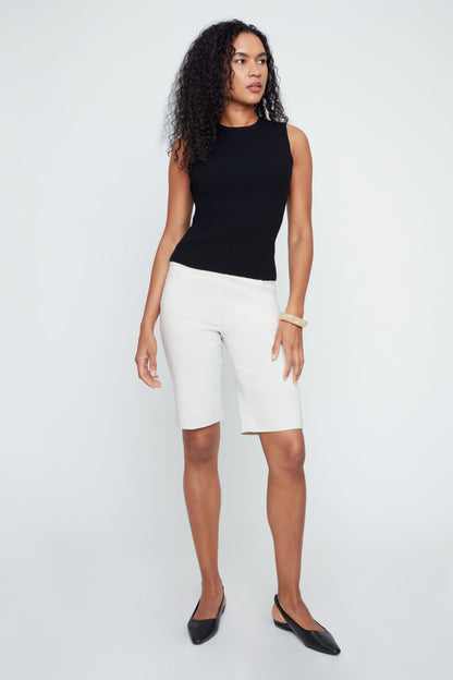 The Weekend Shorts- Oyster