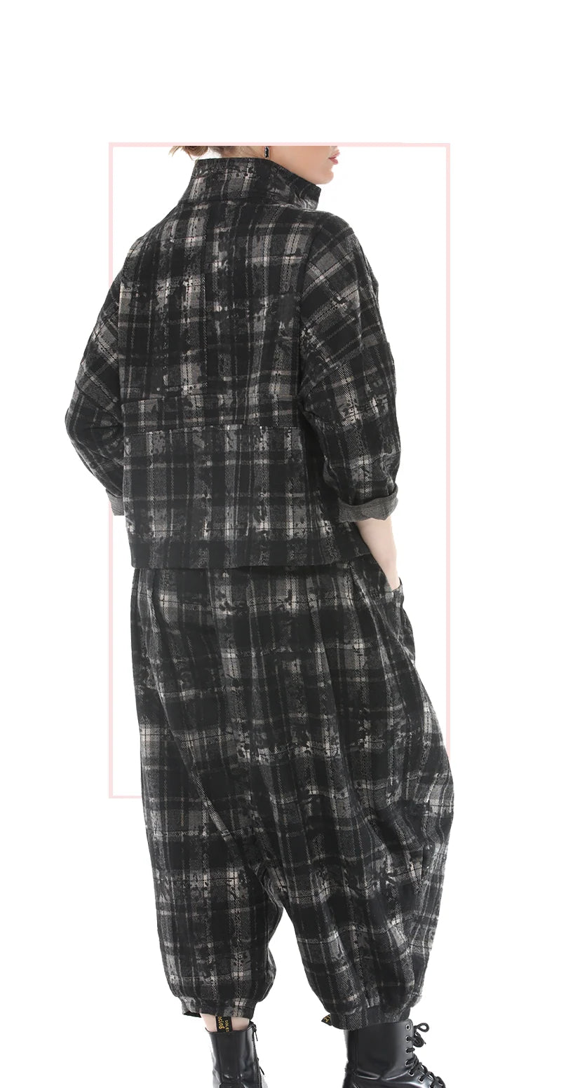 Women's Plaid Half-Zip Top