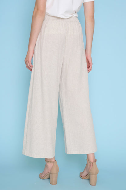Wide-Leg Cropped Pant