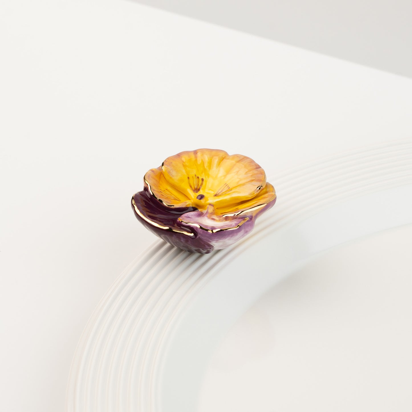 nora fleming mini pansy pop