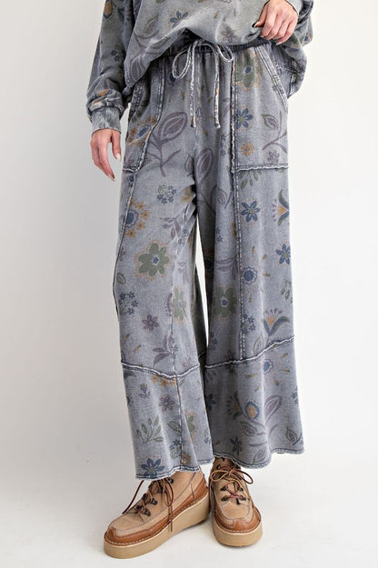 FLORAL PRINTED WASHED TERRY PANTS