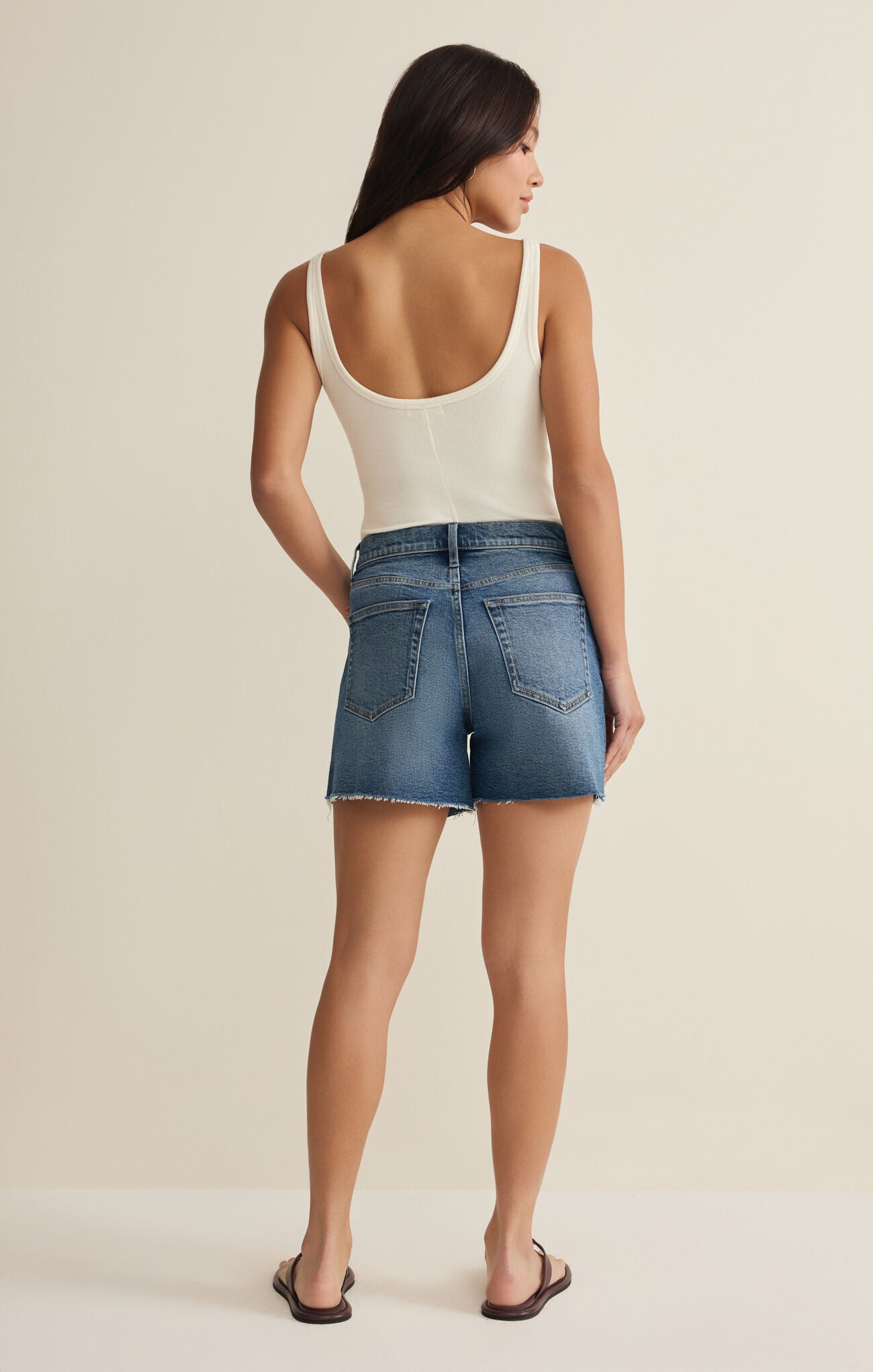 Jonah Mid Rise Relaxed Short