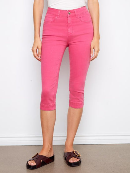 Knee High Capri Twill Pants