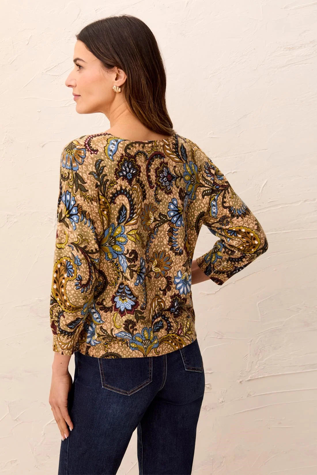 Soft Yarn Three-Quarter Sleeve Crewneck Sweater