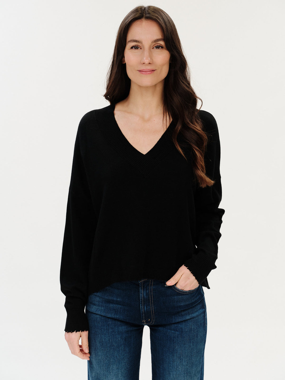 Six / Fifty Geneva | V-Neck Frayed Trim Sweater