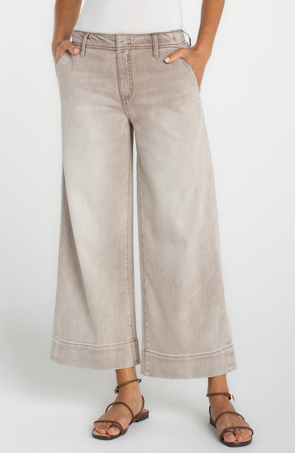 The Weekender Crop Wide Leg