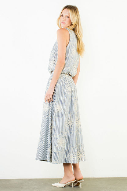 Floral Textured Embroidered Midi Skirt